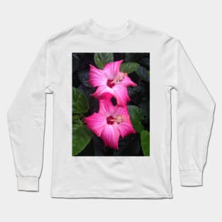 Raindrops Sharing The Earth's Love Long Sleeve T-Shirt